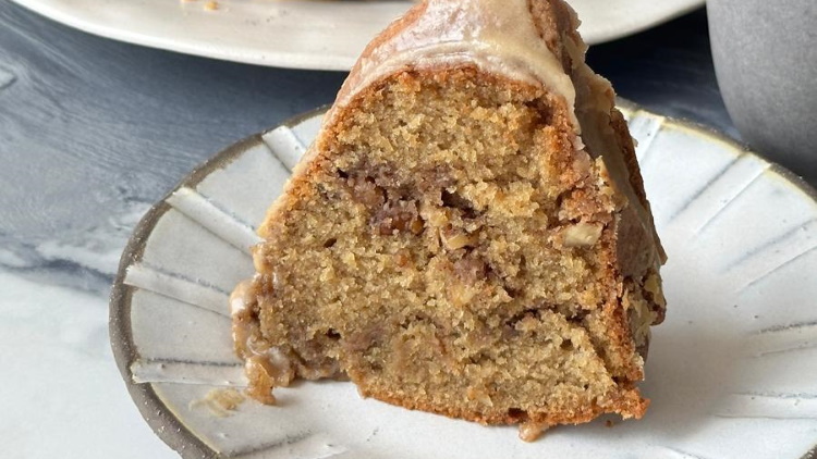 עוגת קפה רכה ועסיסית עם שטרוייזל