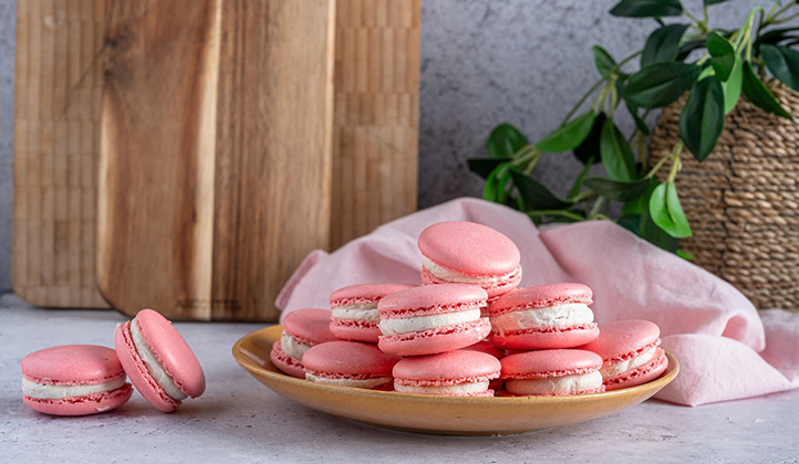 מקרון אשווגנדה ו-Moon Milk – קינוח בריא עם טאץ' חלומי